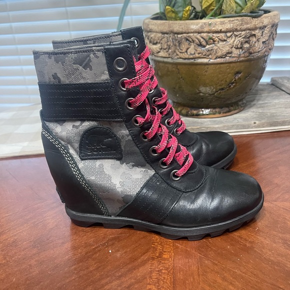 Sorel Lexi wedge boot Black quarry gray camo - Picture 5 of 9
